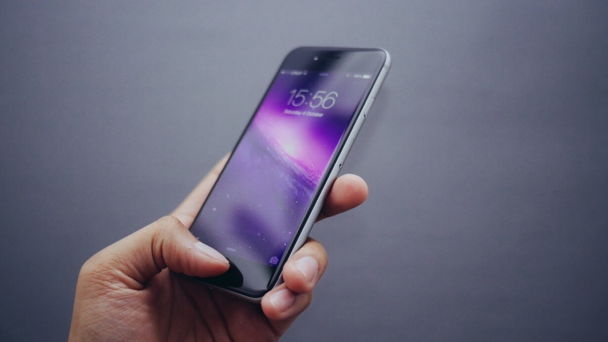 Apple’s automated backups are making every iPhone owner vulnerable