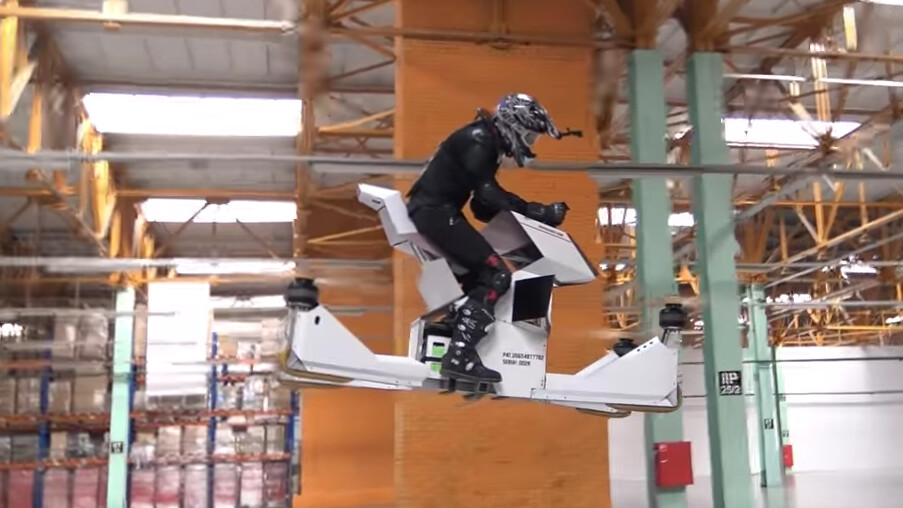 The world’s first fully-manned hoverbike looks like a hell of a ride