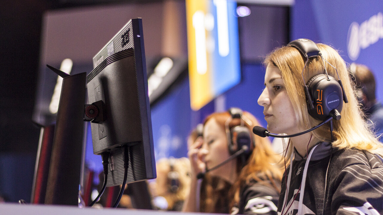 Study: Female streamers less likely to be paid than men