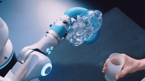 This octopus-like robot arm grips objects and doesn’t let go
