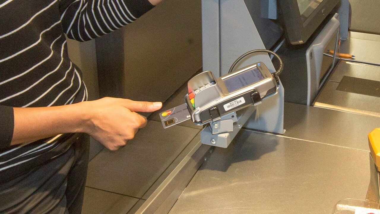 Mastercard tests fingerprint verification for credit cards