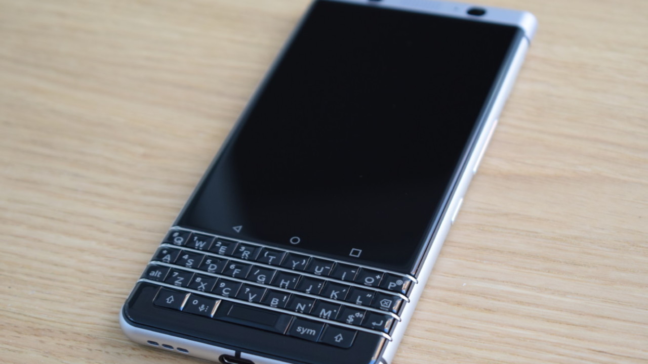 BlackBerry KEYone review: Yes, you still want a physical keyboard in 2017