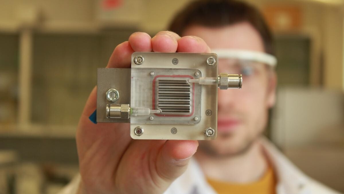Belgian researchers successfully test a device that turns air pollution into energy