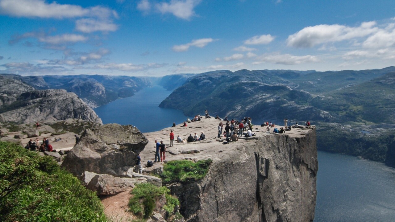 Google Maps sends flood of tourists wrong way in Norway