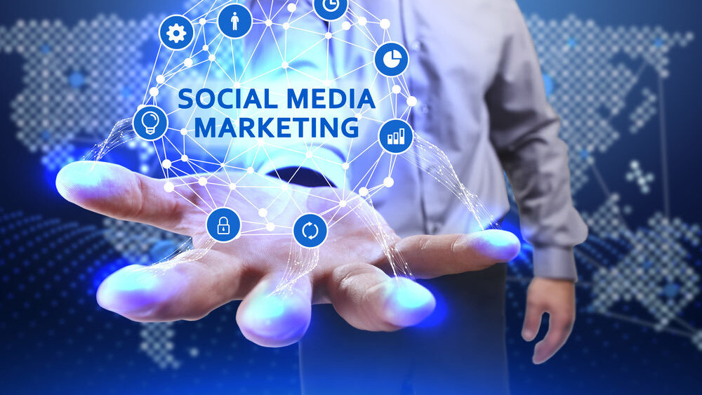 When Artificial Intelligence and Social Media Marketing Collide