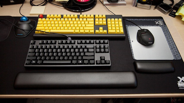 3 Reasons Why You might Want a Mechanical Keyboard