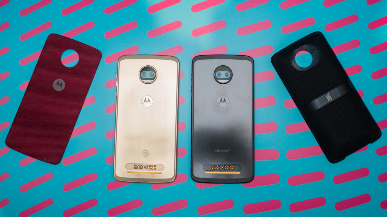 Moto Z2 Force Hands-on: Still modular and unbreakable, but a little less exciting