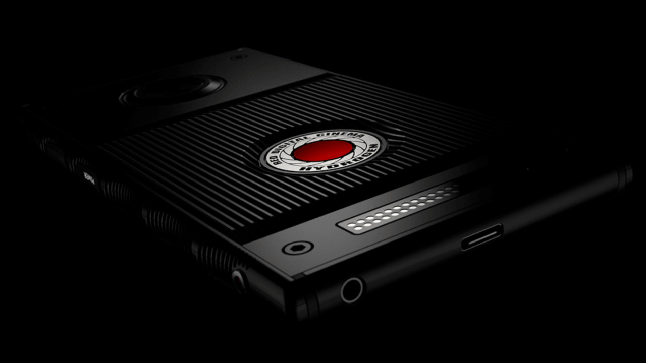 RED is selling a $1195 ‘holographic’ phone for filmmakers
