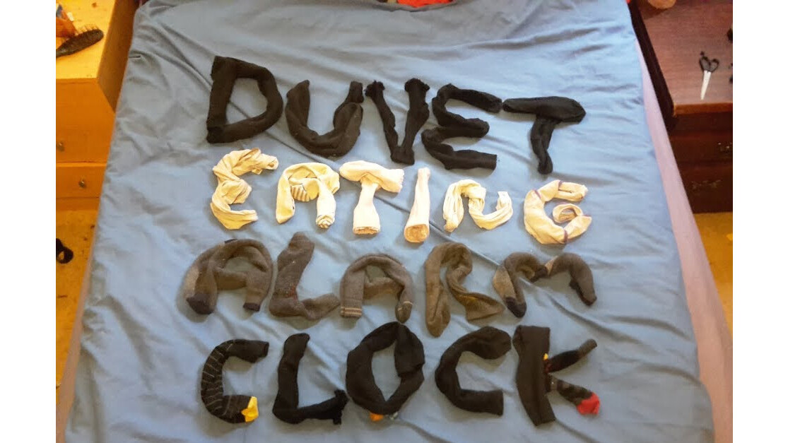 FriDIY: Build an alarm clock that steals your duvet to wake you up