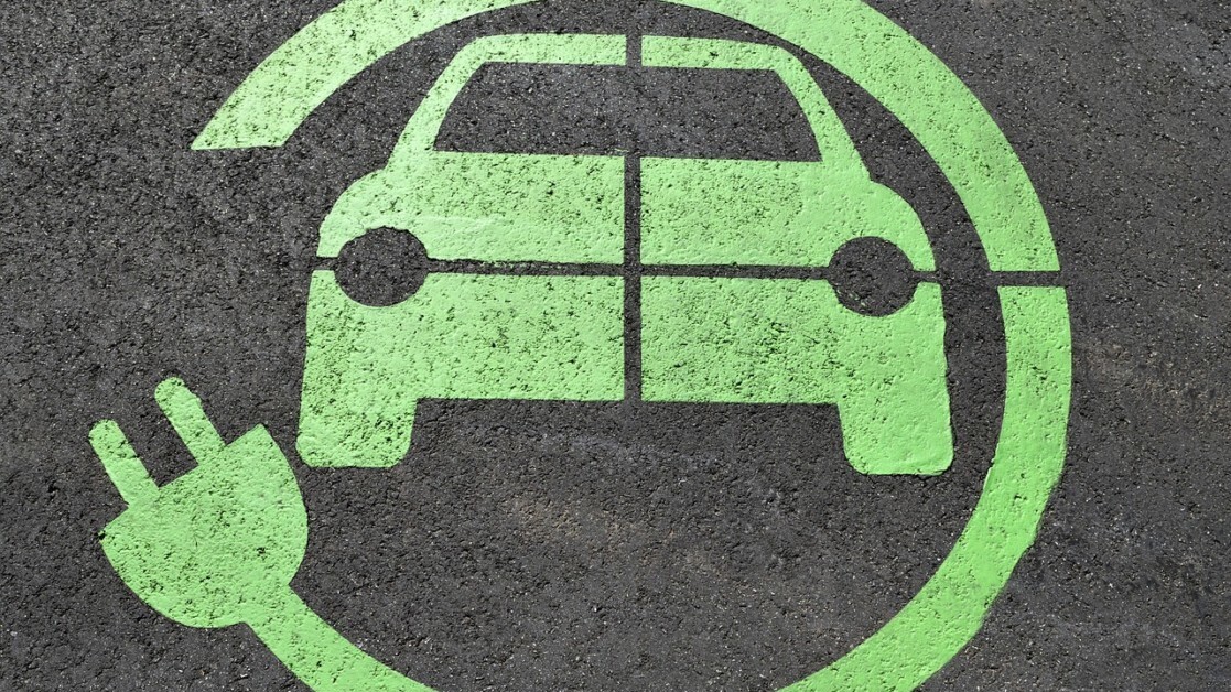 Why aren’t electric cars the norm yet?