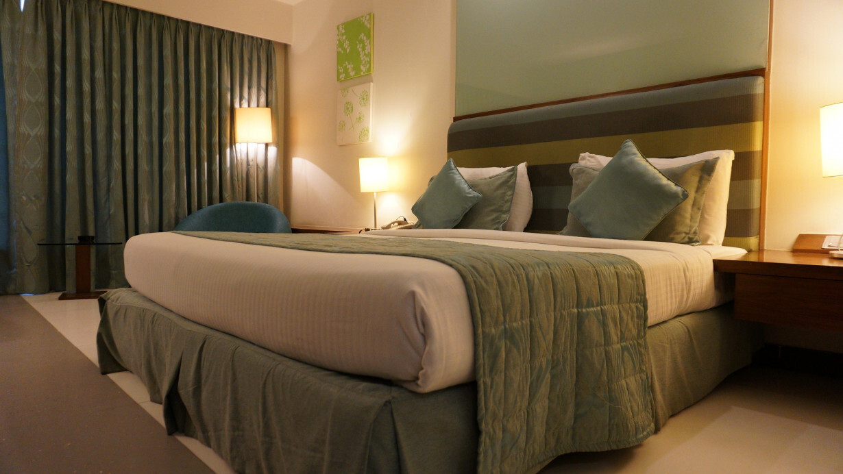UK government investigates hotel booking sites for “high-pressure tactics,” unfair pricing