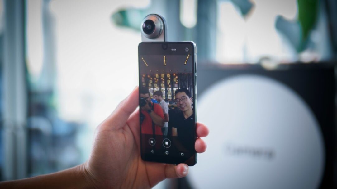 The Essential Phone with its 360-degree camera are on sale for $400