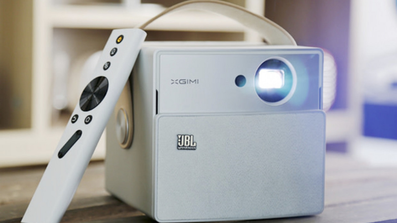 I’ve fallen in love with this new portable projector