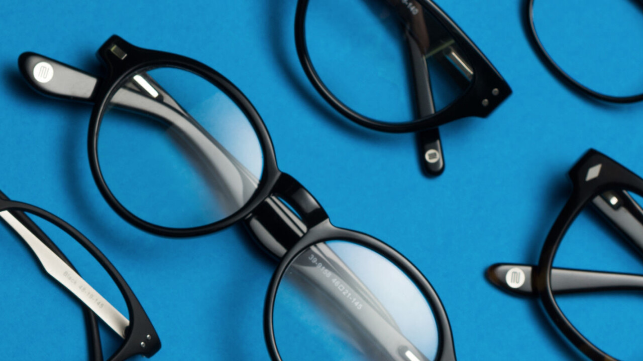 6 Reasons Why Ordering Glasses Online Is The Best Decision You’ll Make This Holiday Season