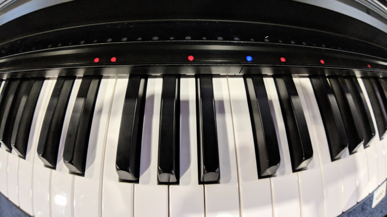 This gadget turns your old piano into an educational ‘smart’ piano