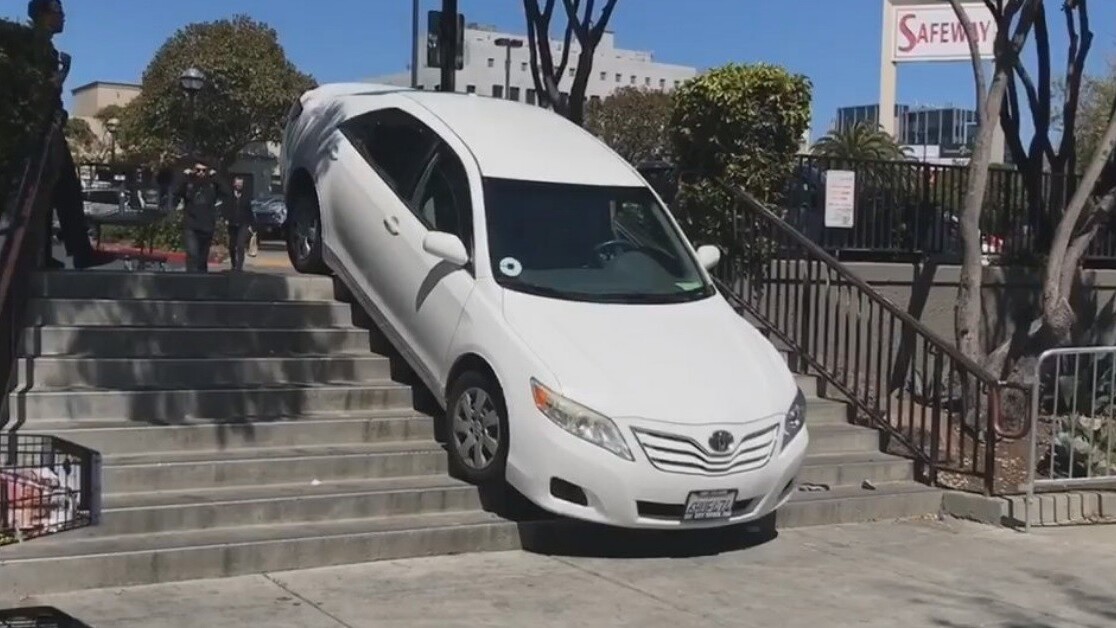 An Uber driver just suffered an embarrassing loss to a flight of stairs
