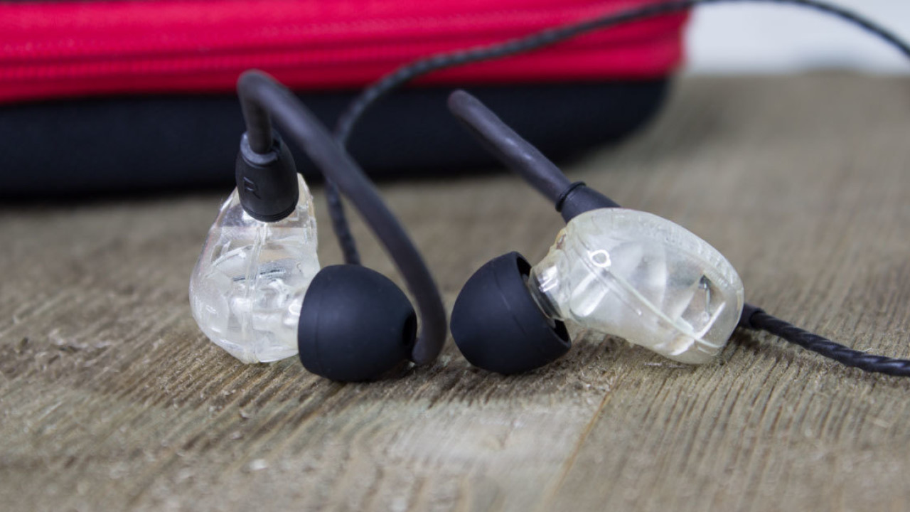 Review: Brainwavz B-400 quad balanced earphones hit all the right notes