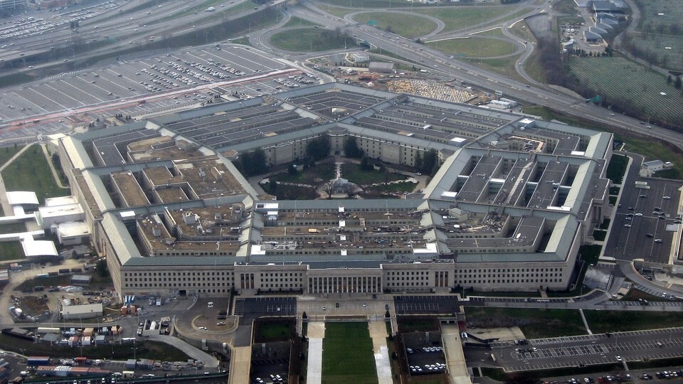 Google pulls plug on $10 billion Pentagon cloud deal