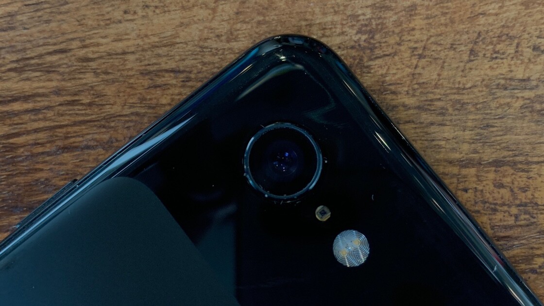Google built a rig with five Pixel 3s to improve the phone’s Portrait Mode photos