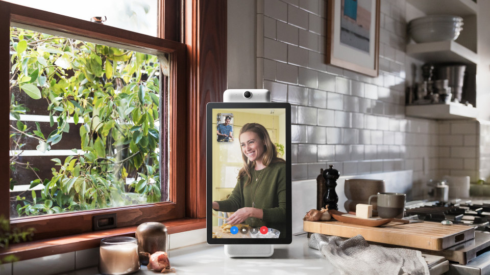 Facebook announces Portal, its new video chatting hardware