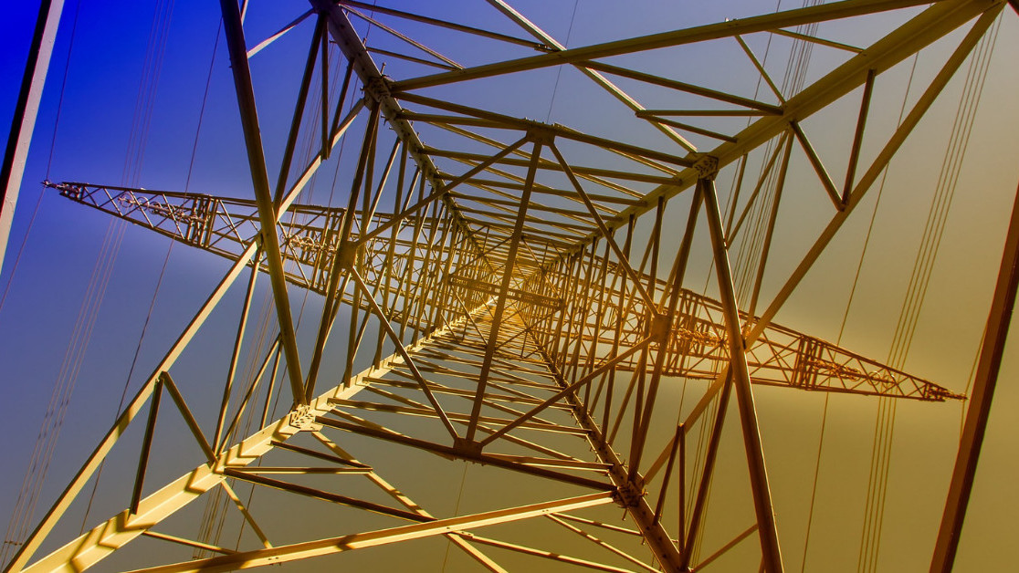 Smart grids are essential to prevent old power infrastructure from holding back the US economy
