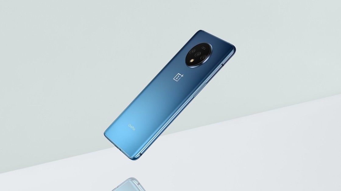 The OnePlus 7T launches with a 90Hz display and triple cameras, starting at $535