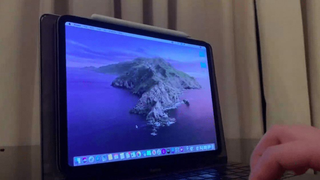 Redditor repurposes a broken MacBook Pro into a neat iPad-Mac hybrid