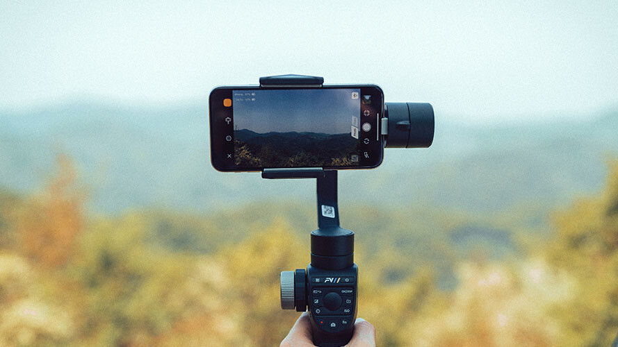 This $150 gimbal turns jittery smartphone video into pro-caliber footage