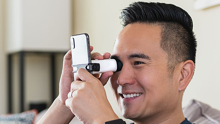 EyeQue VisionCheck® helps you keep tabs on your eye health at home.