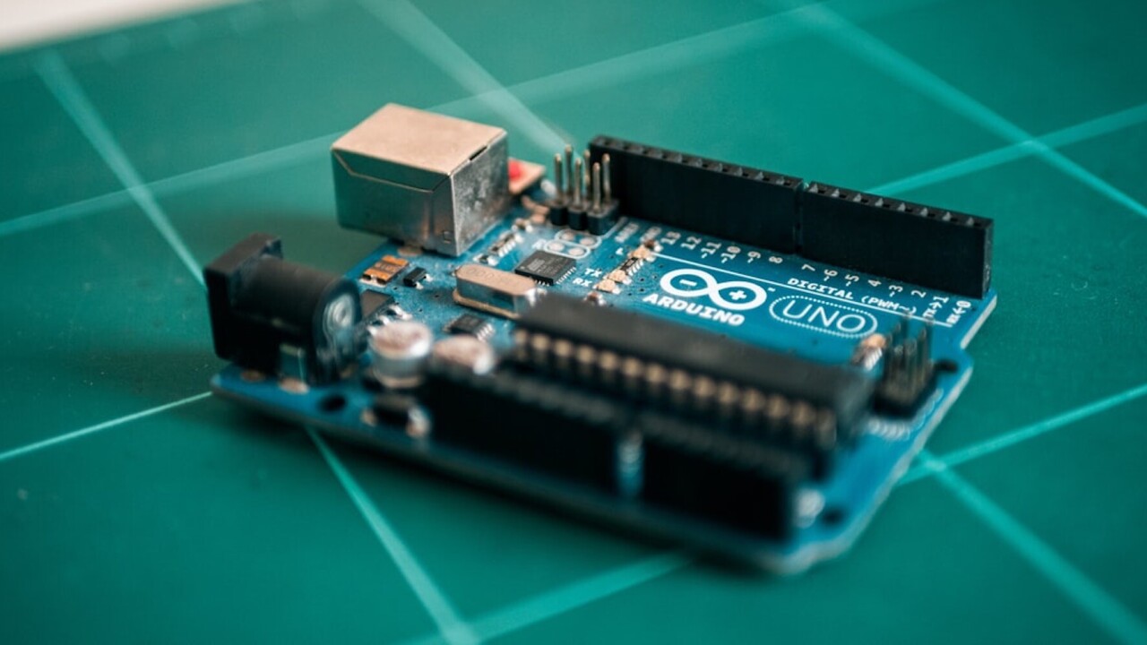 Electronics are for everyone with this masterful Arduino-Raspberry Pi-ESP32 training