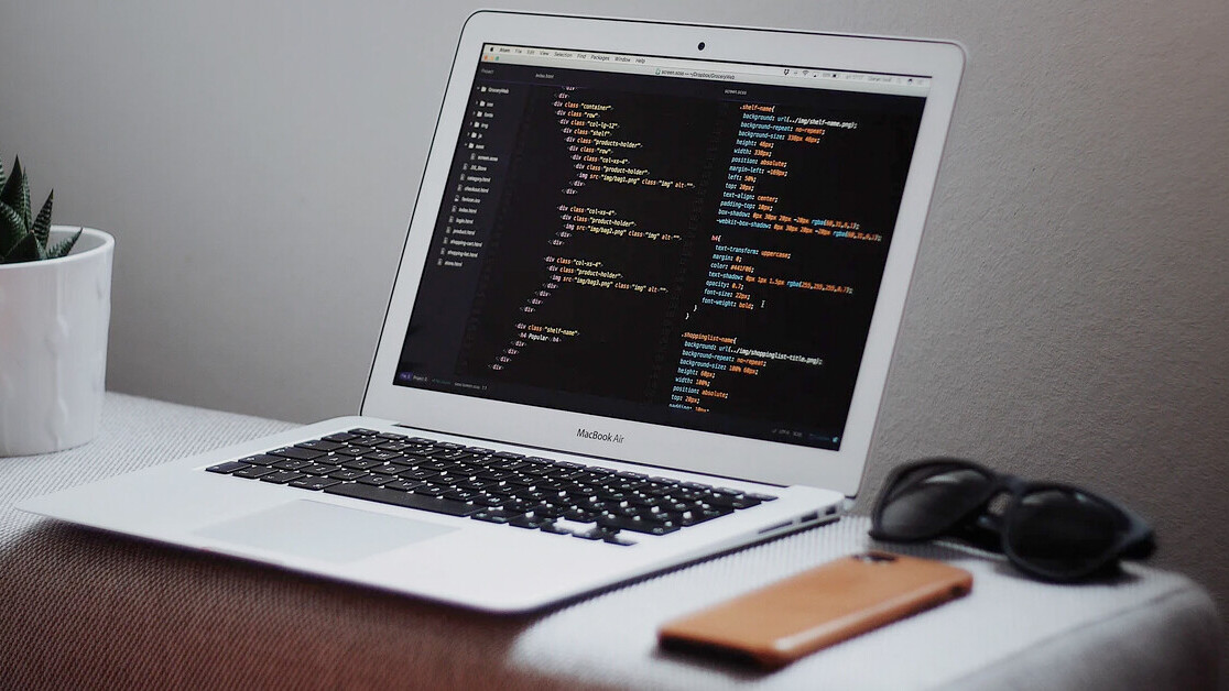 How to build interactive data visualizations using Plotly and Python
