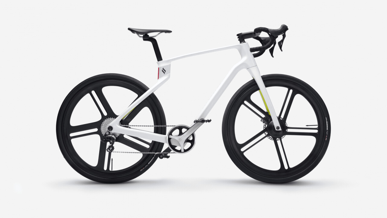 The Superstrata ebike is made of 3D-printed carbon fiber and tailored to your body