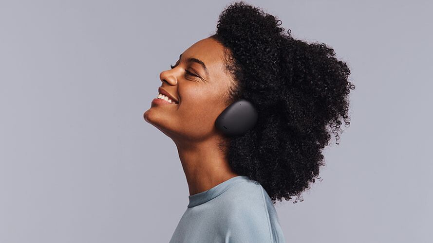 Get some of the year’s best headphones and earbuds with one last Christmas discount