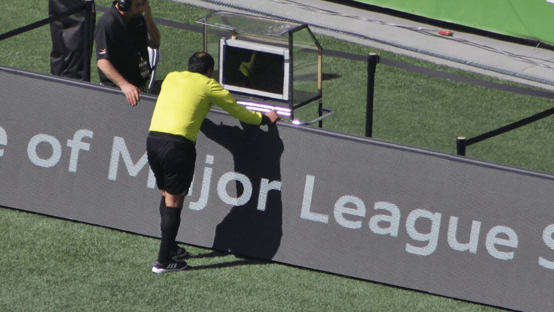 Twitter sentiment analysis suggests football fans would give video referees the red card