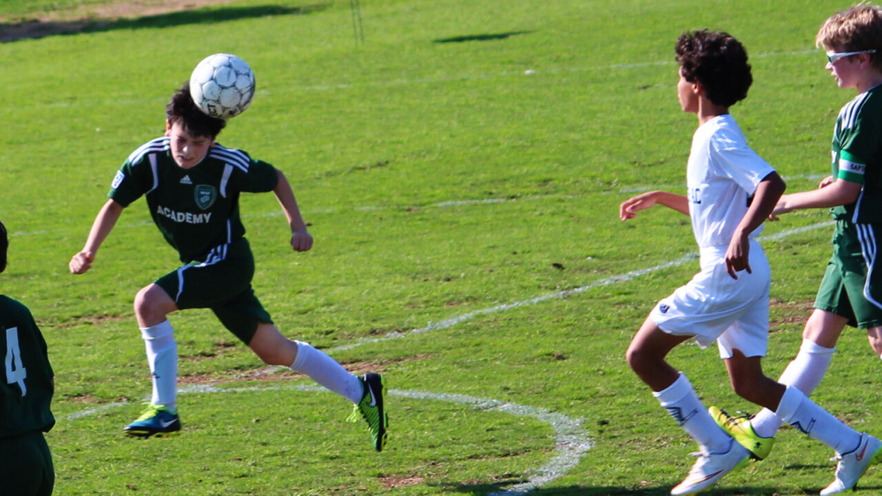 Kids who head soccer balls are more likely to develop dementia, neurologists say