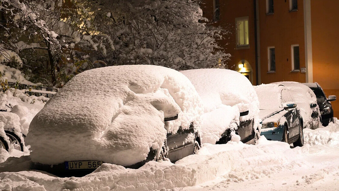 5 tips to keep your EV safe during cold weather