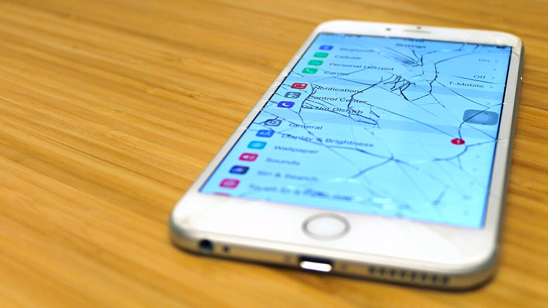 Apple is screwing you by making third-party repairs hard and expensive