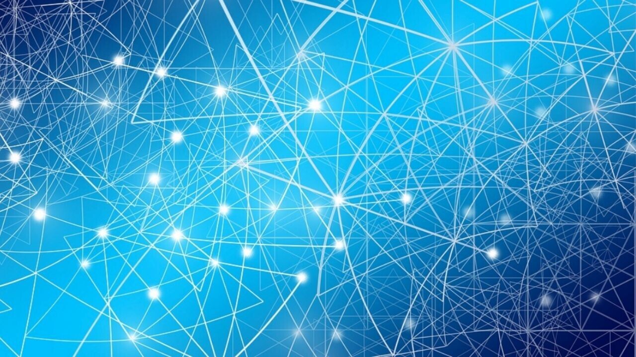PSA: Amazon, PSN, Airbnb, and half the internet is down