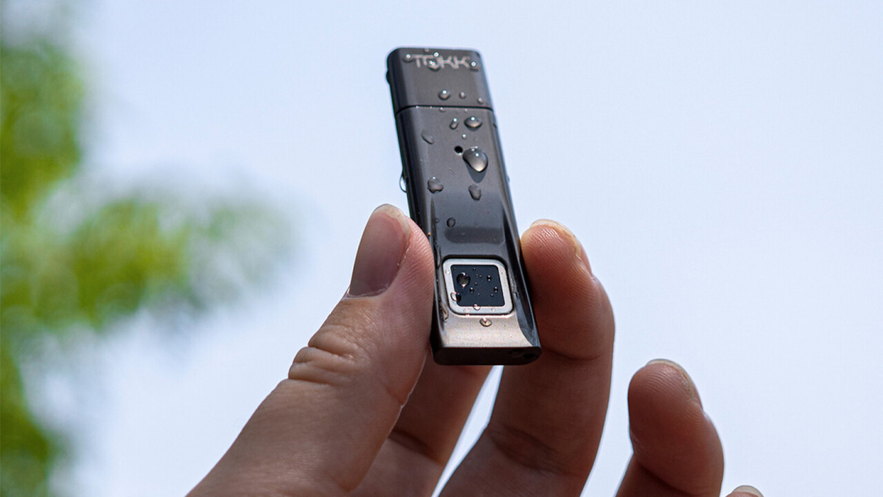 Protect your documents, files with this flash drive accessible only with your fingerprint