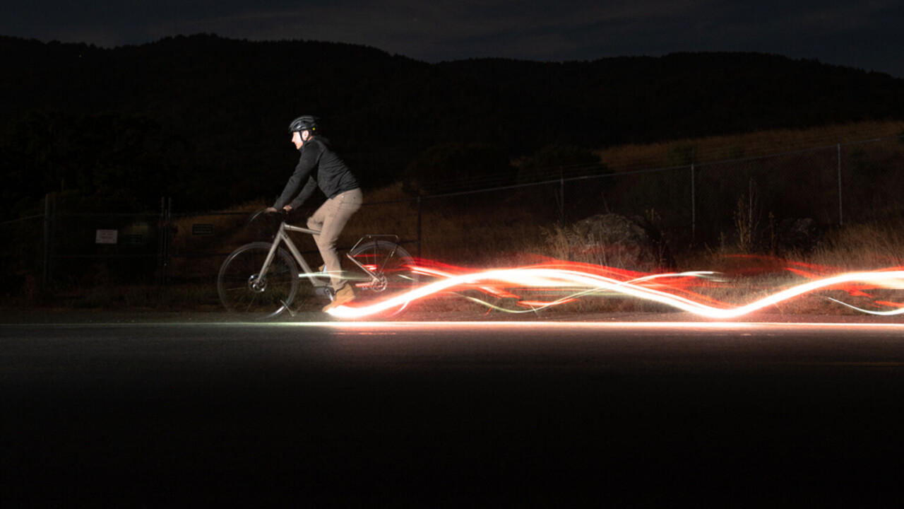 Redshift’s LED bike pedals claim to keep cyclists safer than regular lights