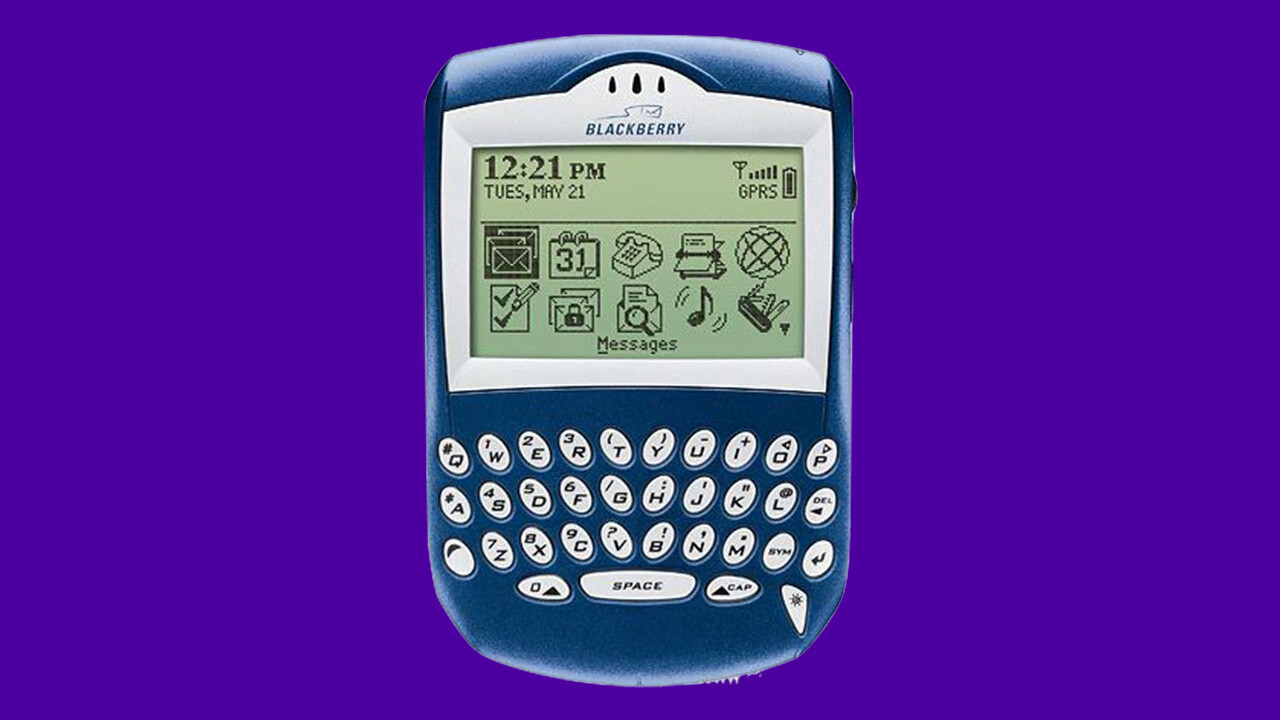 How far mobile phones have come in the past 31 years: It’s infographic time!