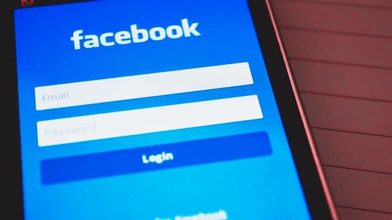 How to use Facebook’s new Feeds tab to customize the posts you see