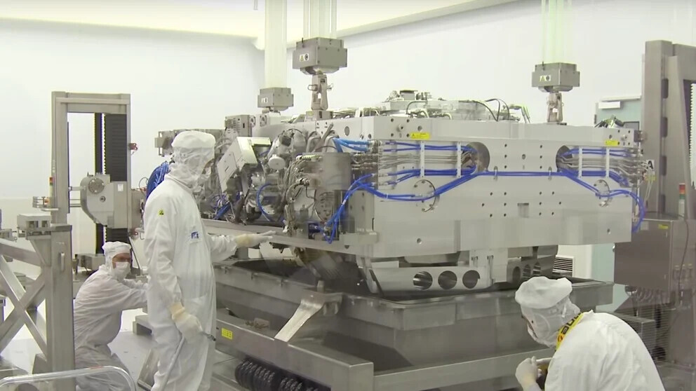 ASML’s latest machine powers new breakthroughs for logic and memory chips