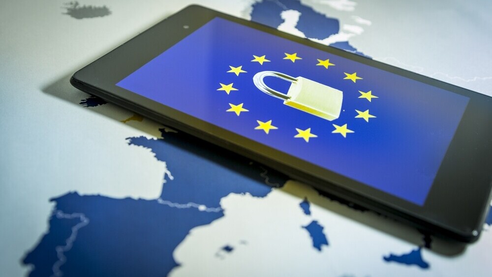 EU advances new data rules as it cracks down on big tech