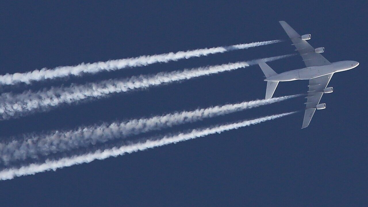 Aerospace tech company to issue contrail reduction ‘credits’