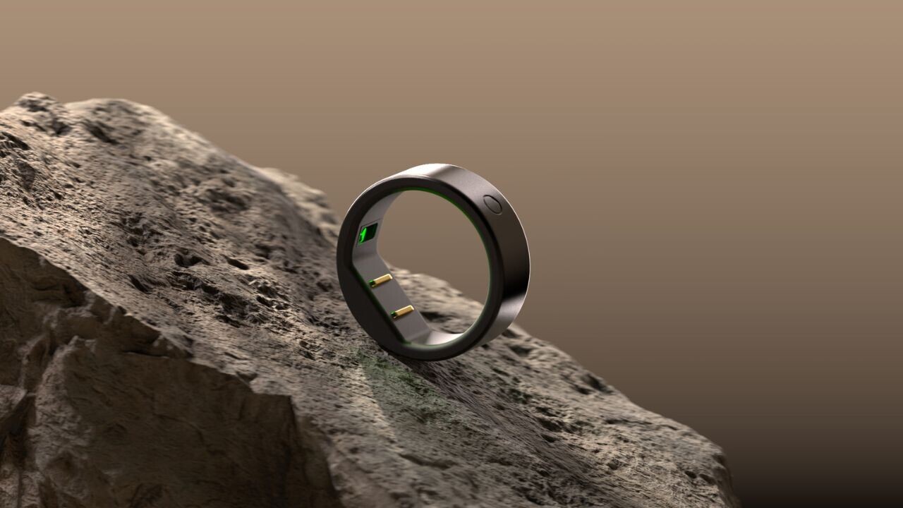 This smart ring claims to be the lightest ever — and the first with haptic navigation