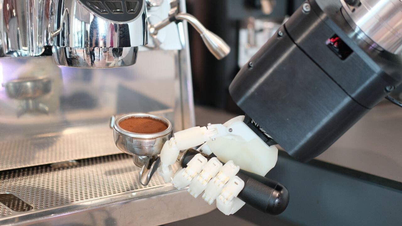 Swiss startup to advance collaborative robots with GenAI humanoid hand