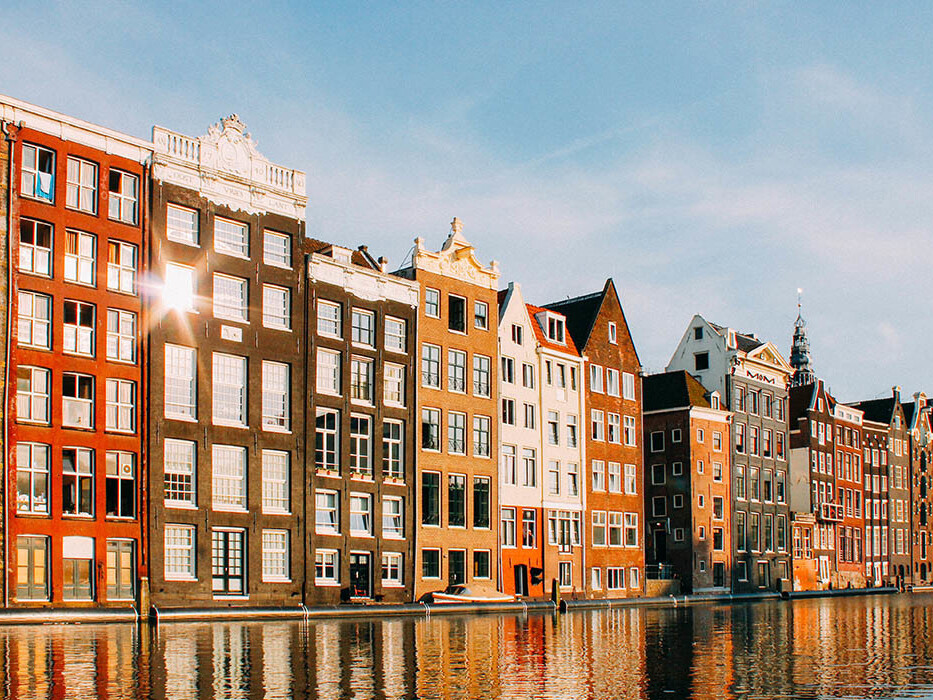 About Amsterdam 750