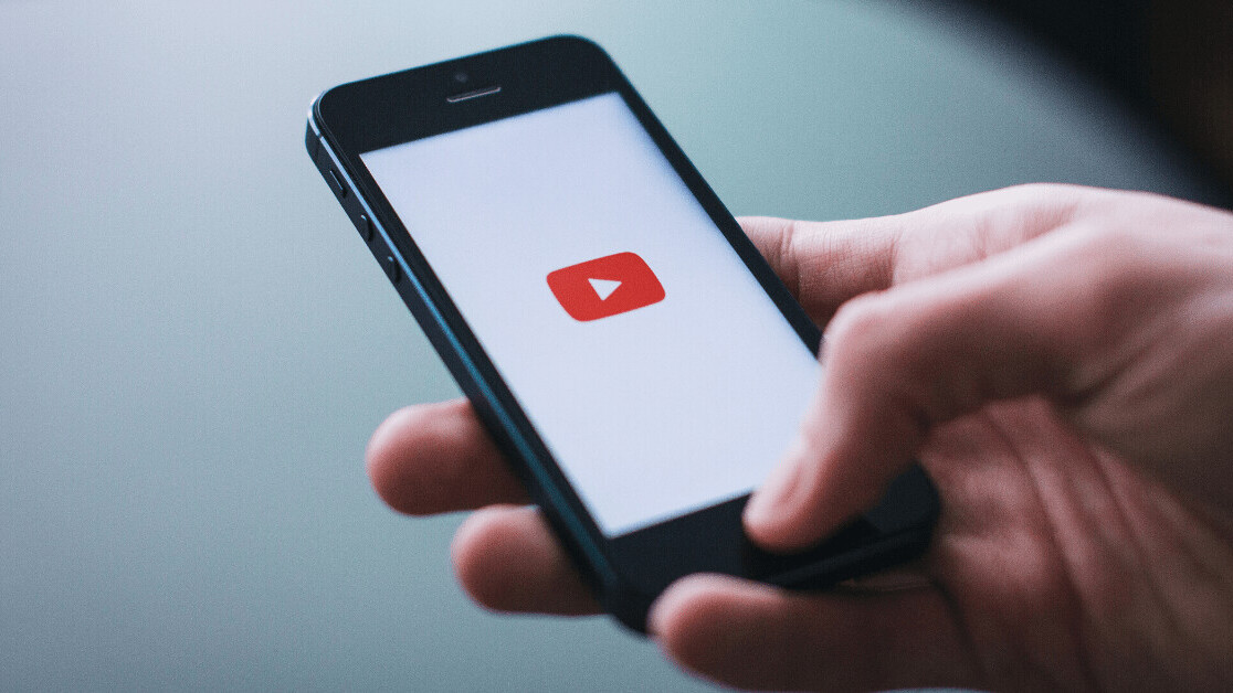 YouTube test detects products in videos to make recommendations