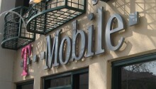 T-Mobile: Lack of iPhone 4S to lure customers away during holiday quarter Featured Image